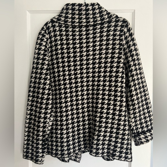 Ellen Tracy Houndstooth Cowl Neck Jacket - Picture 2 of 5